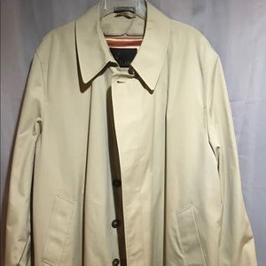 Lakeland men’s trench coat. Size 46 R